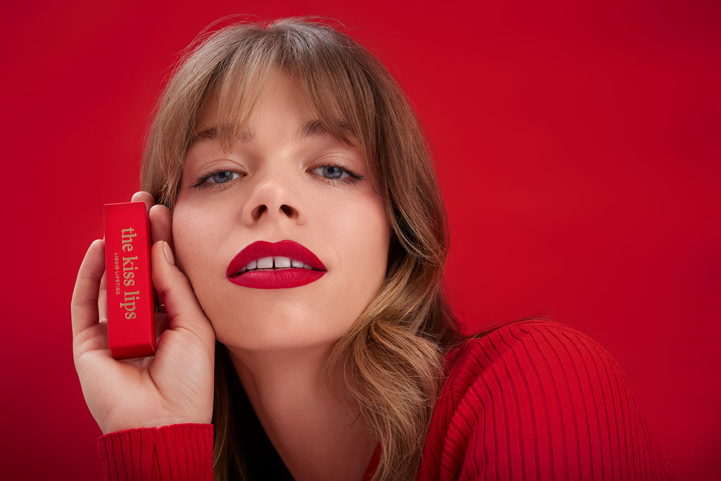 PAESE The Kiss Lips Liquid Lipstick
